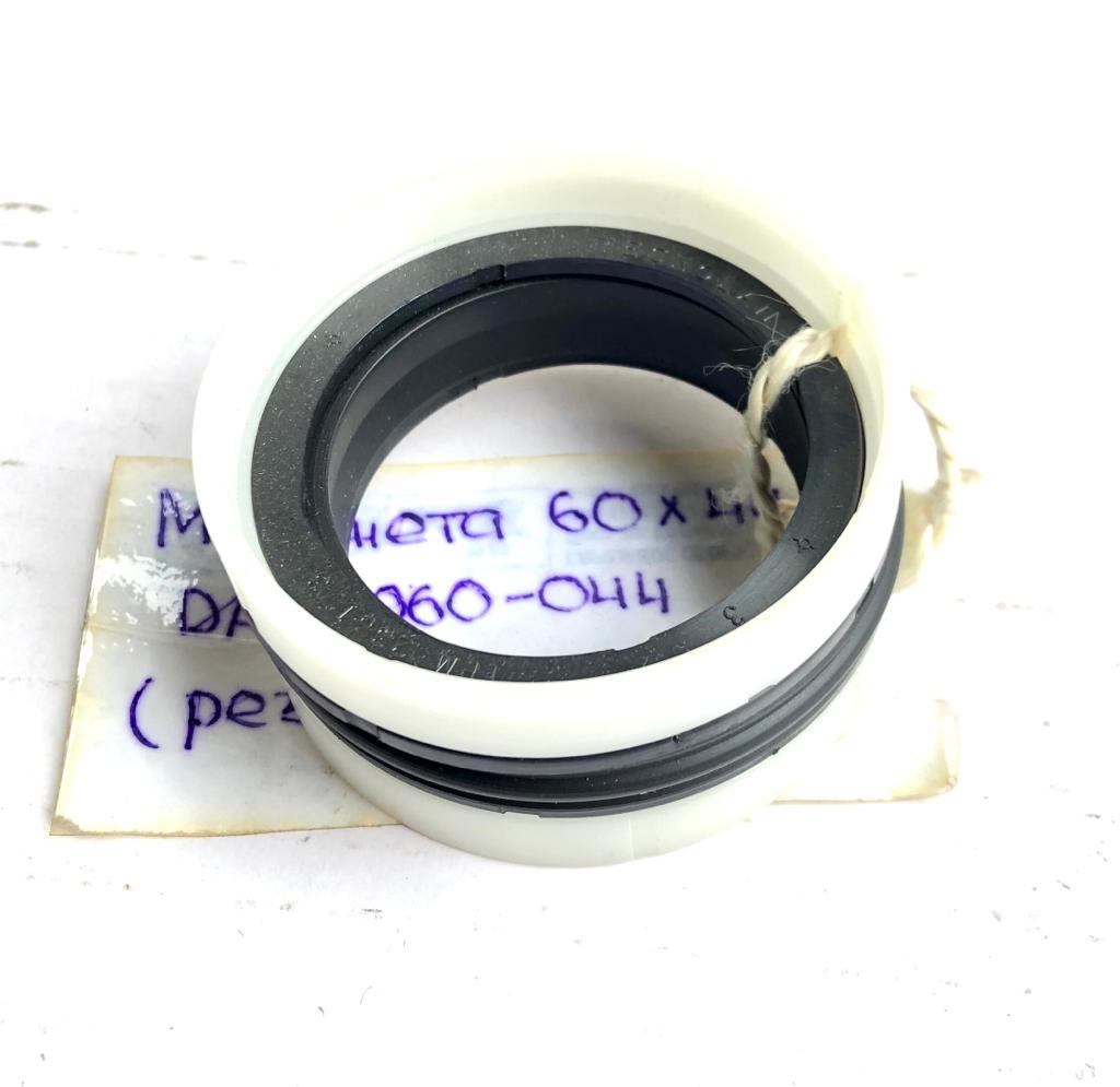 Манжета 60X44X18.4 (резина) 0312002